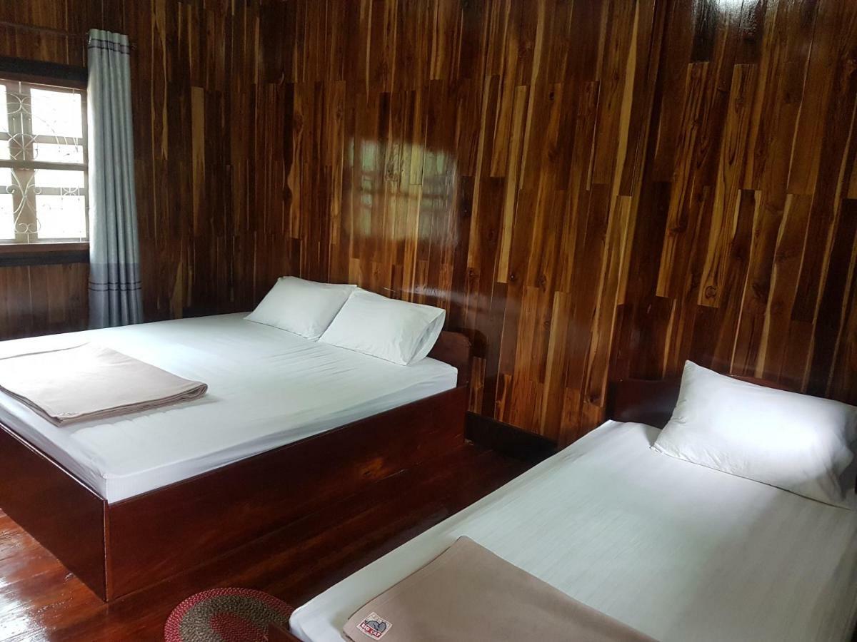 Lattanavongsa Guesthouse And Bungalows Muang Ngoi Exteriér fotografie